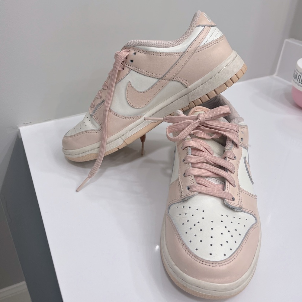 Pink dunks - Picture 2 of 3